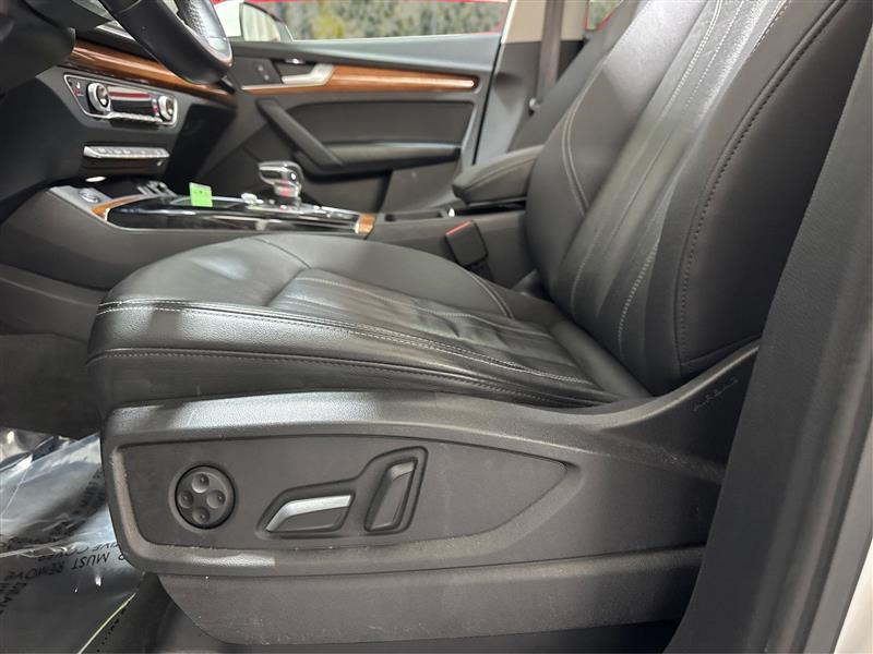 Audi Q5 2.0T Premium quattro 2022