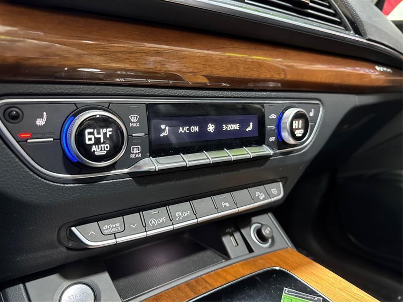 Audi Q5 2.0T Premium quattro 2022