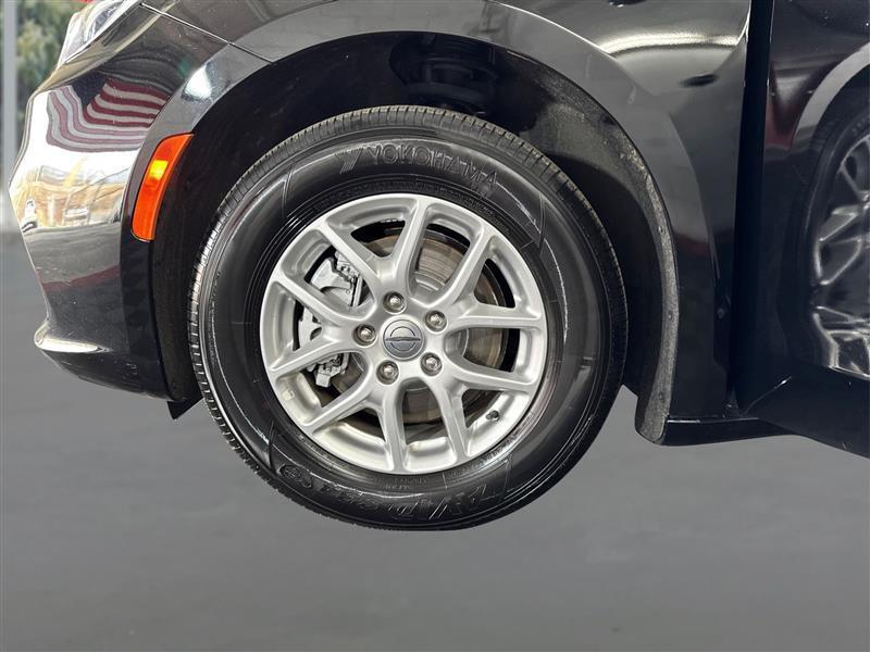 Chrysler Pacifica Touring L 2024