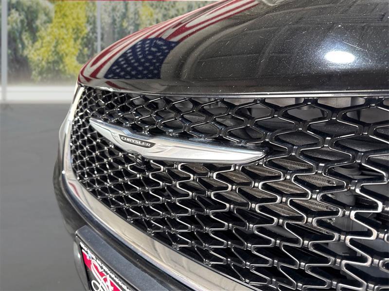 Chrysler Pacifica Touring L 2024