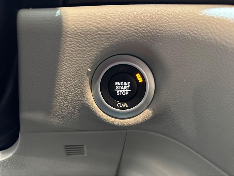 Chrysler Pacifica Touring L 2024