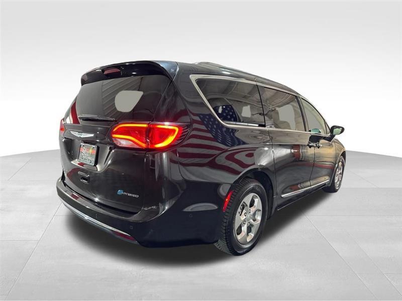 Chrysler Pacifica Hybrid Limited 2018