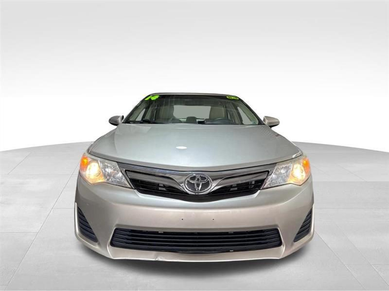 Toyota Camry LE 2014