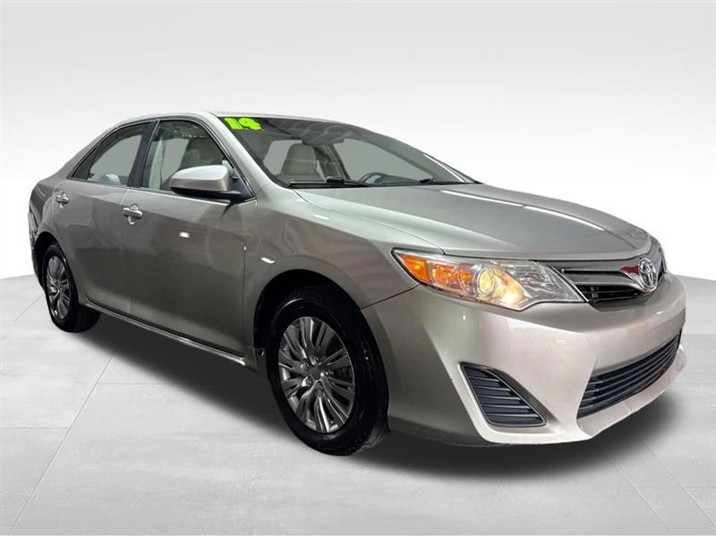 Toyota Camry LE 2014