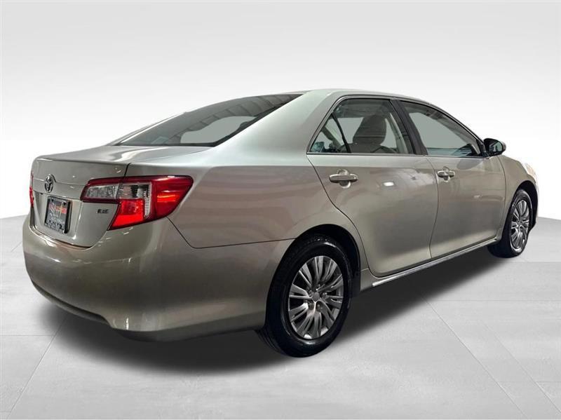 Toyota Camry LE 2014