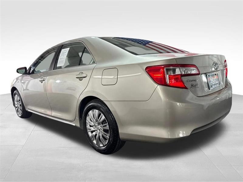 Toyota Camry LE 2014