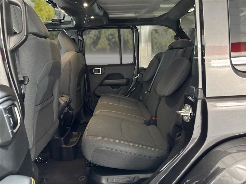 Jeep Wrangler 4xe Sahara 2025