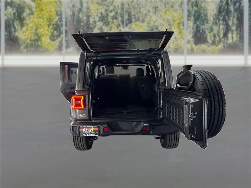 Jeep Wrangler 4xe Sahara 2025