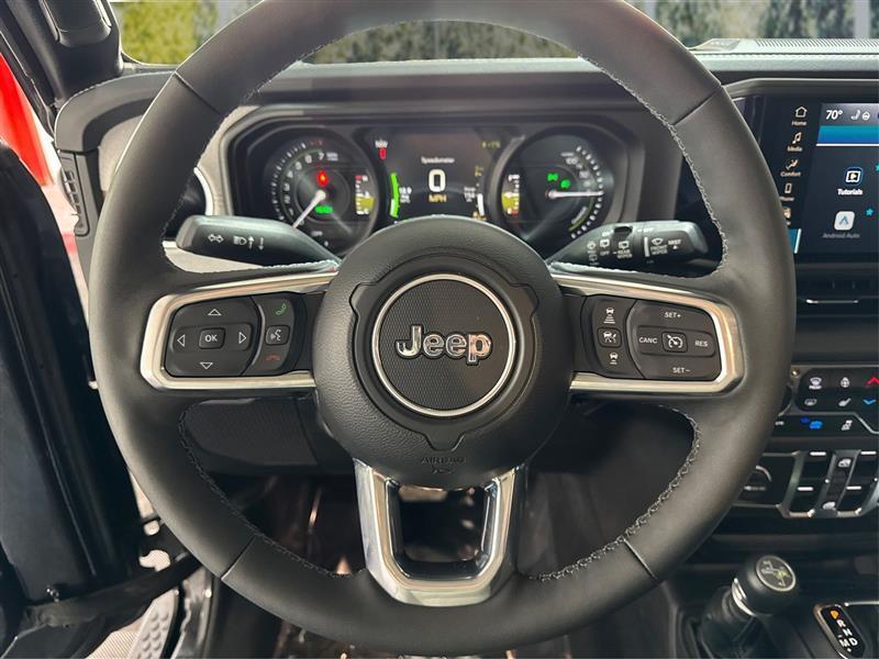 Jeep Wrangler 4xe Sahara 2025