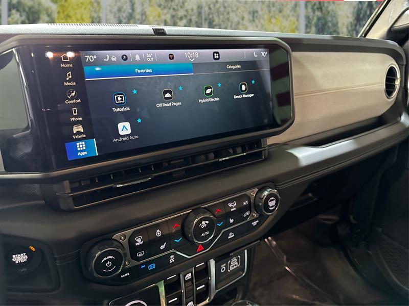 Jeep Wrangler 4xe Sahara 2025