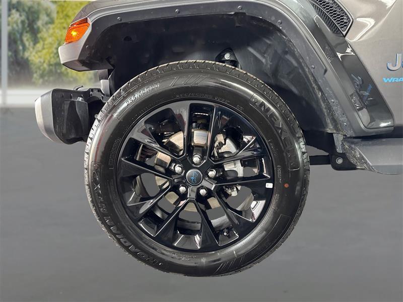 Jeep Wrangler 4xe Sahara 2025