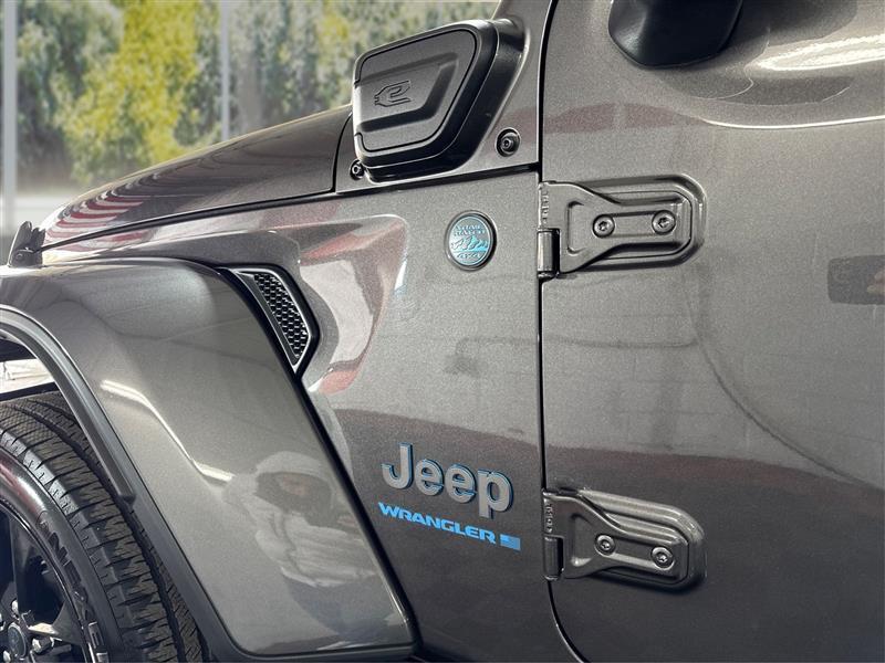 Jeep Wrangler 4xe Sahara 2025