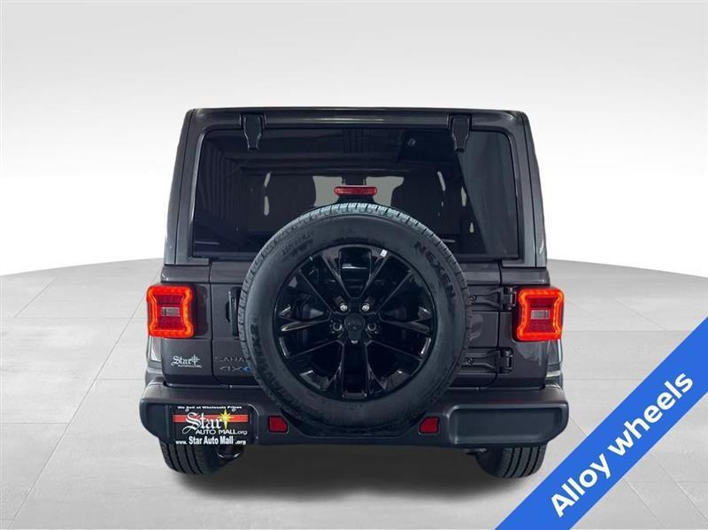 Jeep Wrangler 4xe Sahara 2025