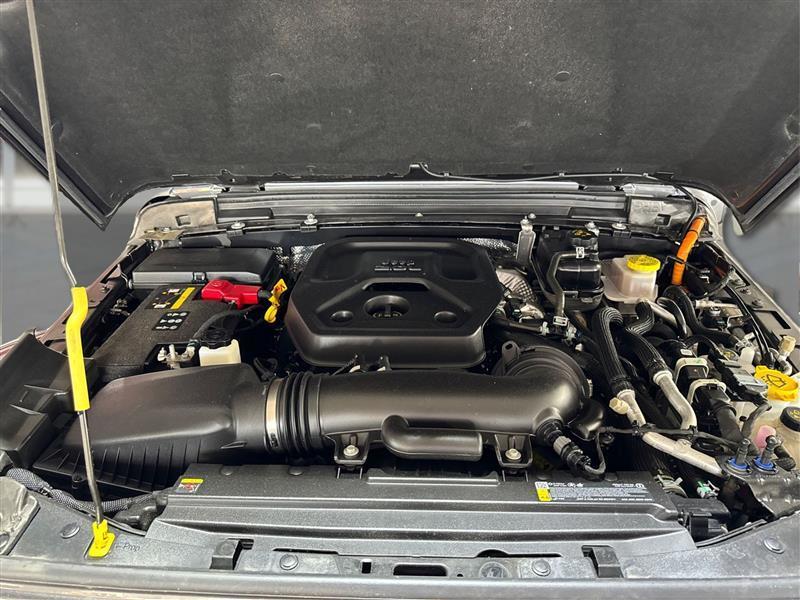 Jeep Wrangler 4xe Sahara 2025