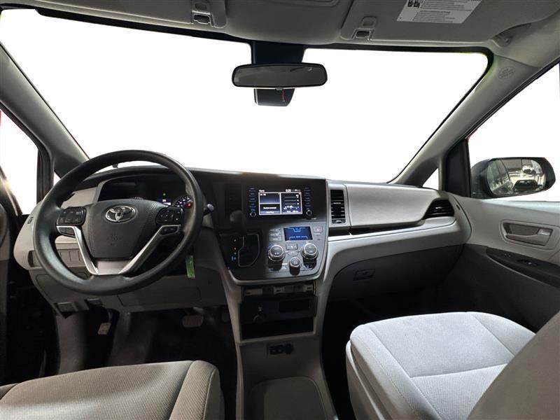 Toyota Sienna L 7-Passenger 2020
