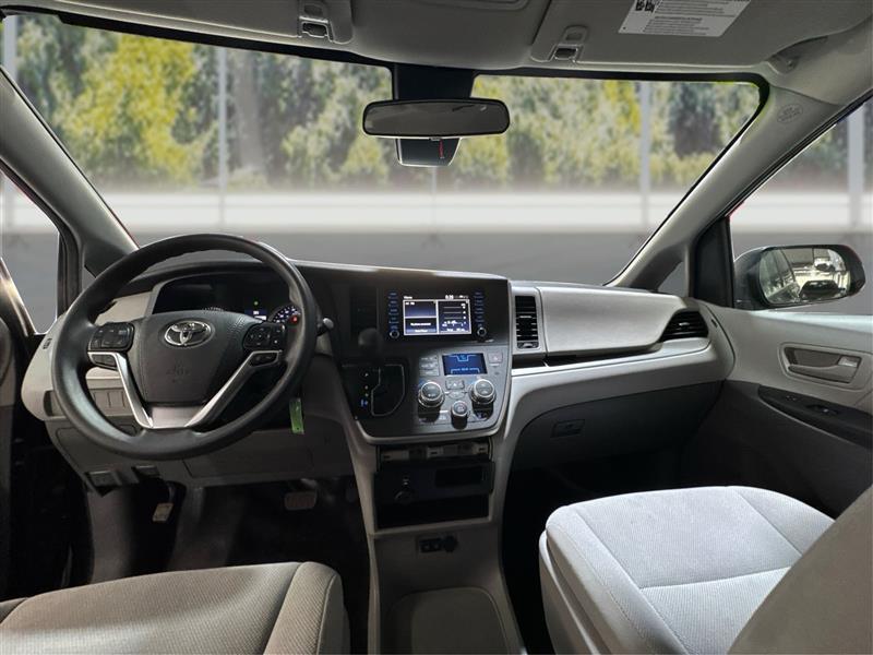 Toyota Sienna L 7-Passenger 2020