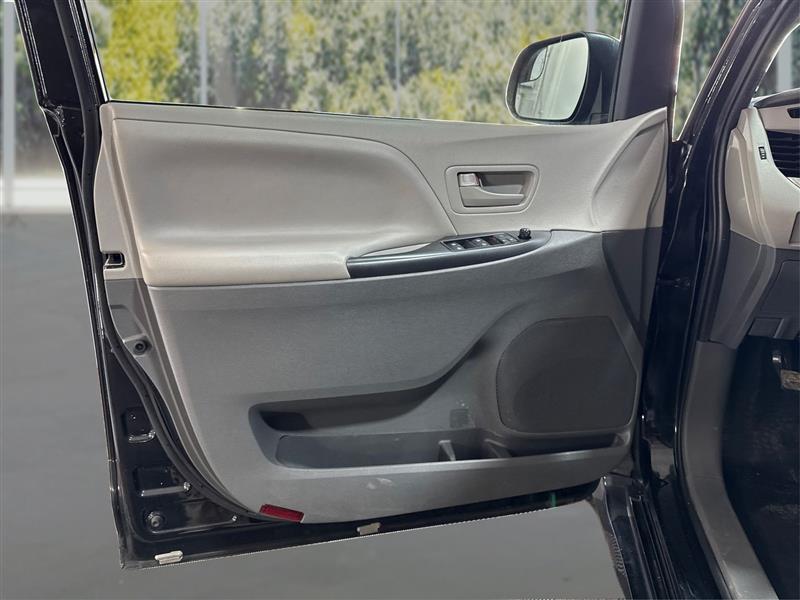 Toyota Sienna L 7-Passenger 2020