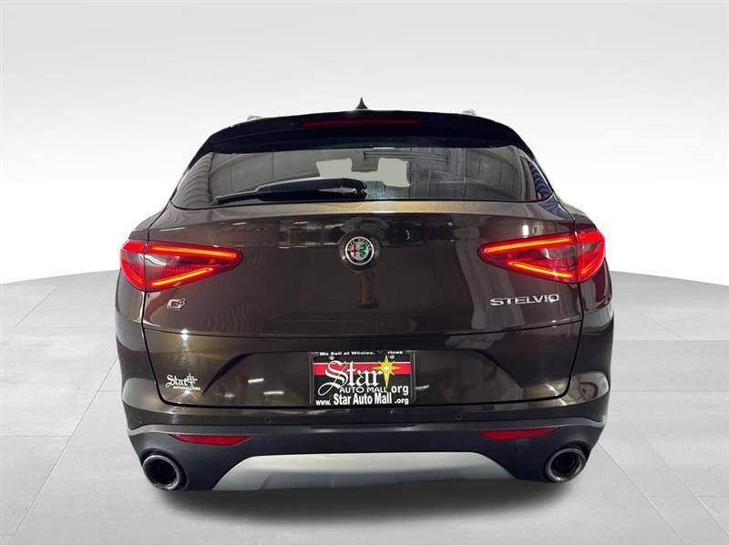 Alfa Romeo Stelvio AWD 2019