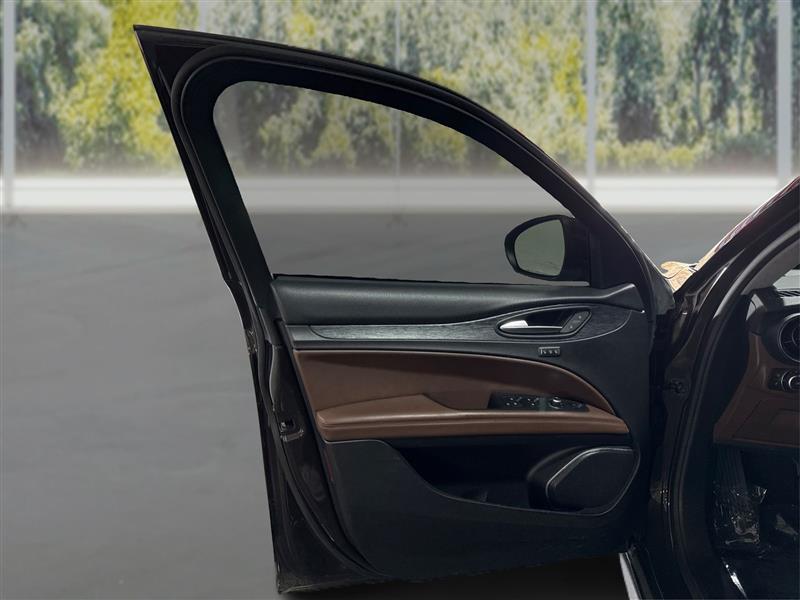 Alfa Romeo Stelvio AWD 2019