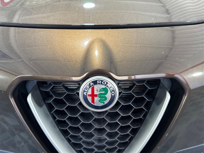 Alfa Romeo Stelvio AWD 2019