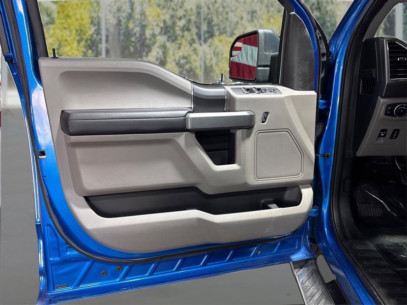 Ford F-150 XLT SuperCrew 5.5-ft. Bed 4WD 2016