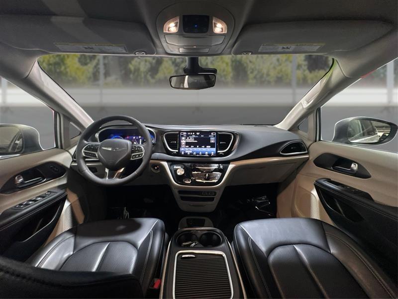 Chrysler Pacifica Touring L 2023