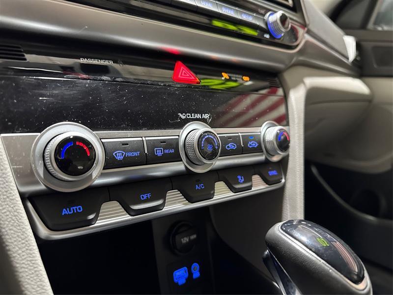 Hyundai Elantra Limited 2020