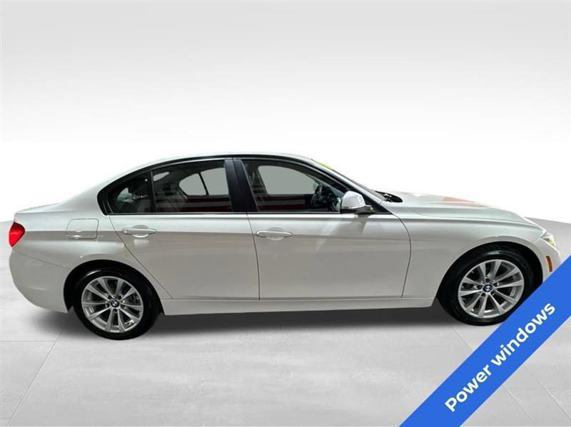 BMW 3-Series 320i xDrive Sedan 2018