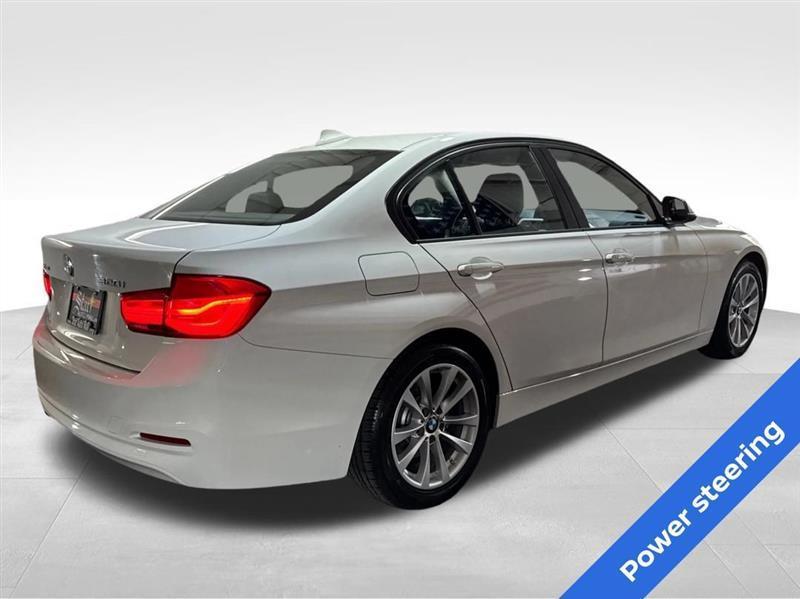 BMW 3-Series 320i xDrive Sedan 2018