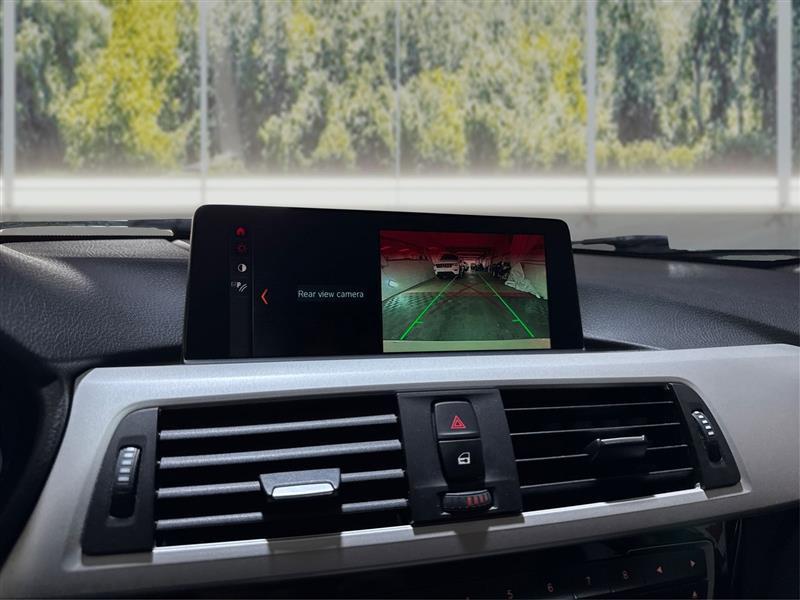 BMW 3-Series 320i xDrive Sedan 2018