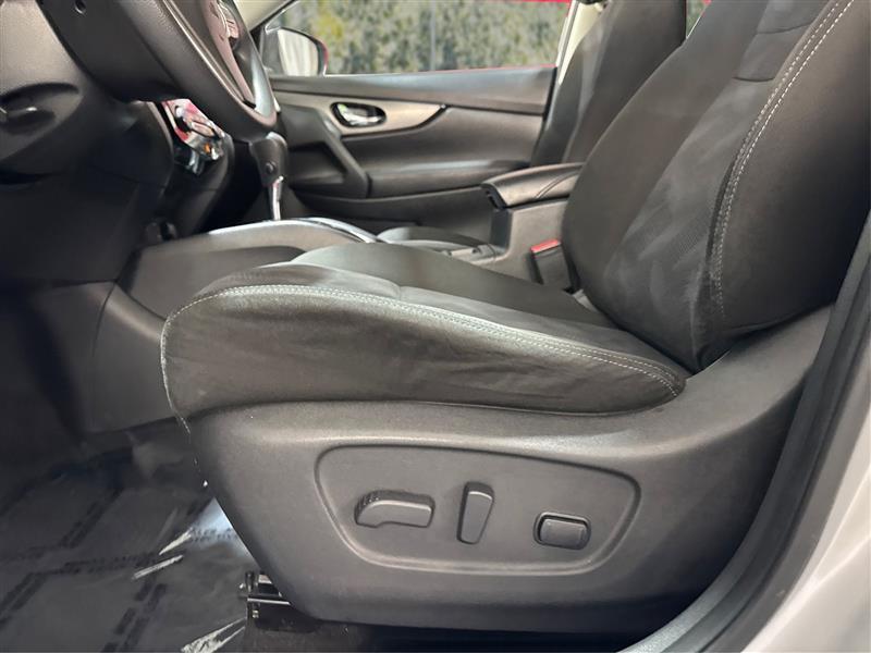 Nissan Rogue SV AWD 2015