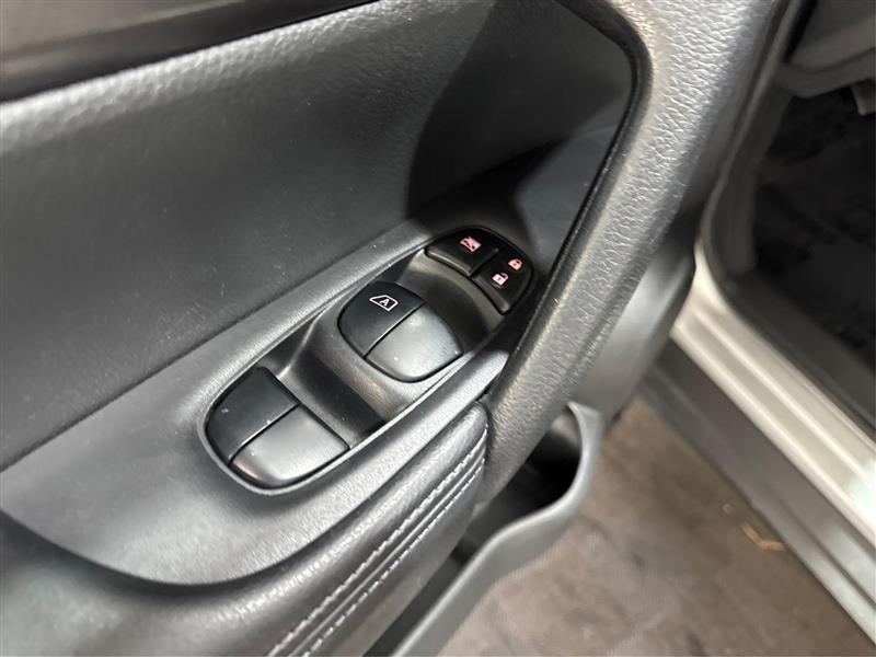 Nissan Rogue SV AWD 2015