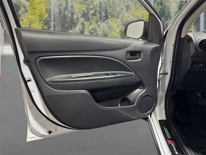 Mitsubishi Mirage LE 2024