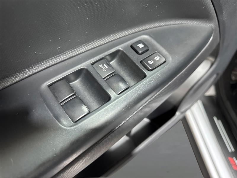 Mitsubishi Mirage LE 2024