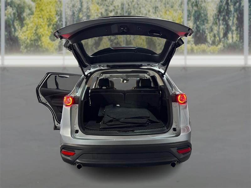 Mazda CX-9 Touring 2023