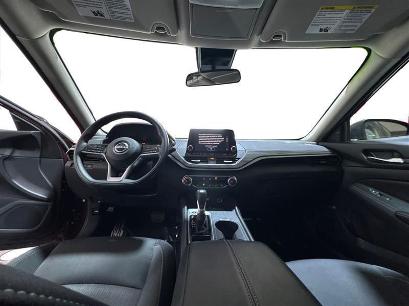 Nissan Altima 2.5 SV 2025