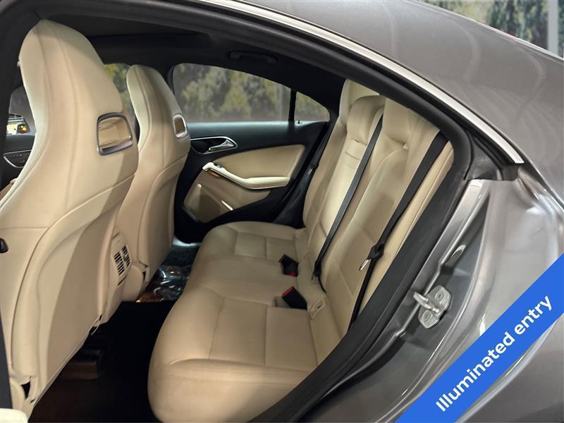 Mercedes-Benz CLA-Class CLA250 4MATIC 2015