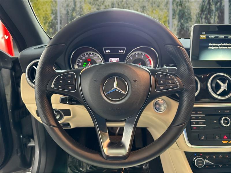 Mercedes-Benz CLA-Class CLA250 4MATIC 2015