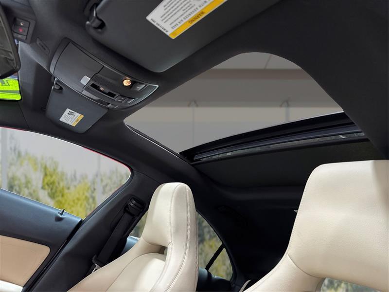 Mercedes-Benz CLA-Class CLA250 4MATIC 2015