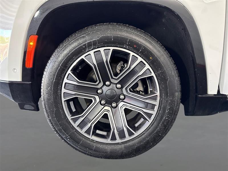 Jeep Wagoneer L Series II 4WD 2024