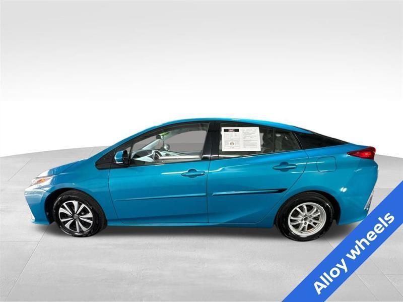 Toyota Prius Prime Plus 2017