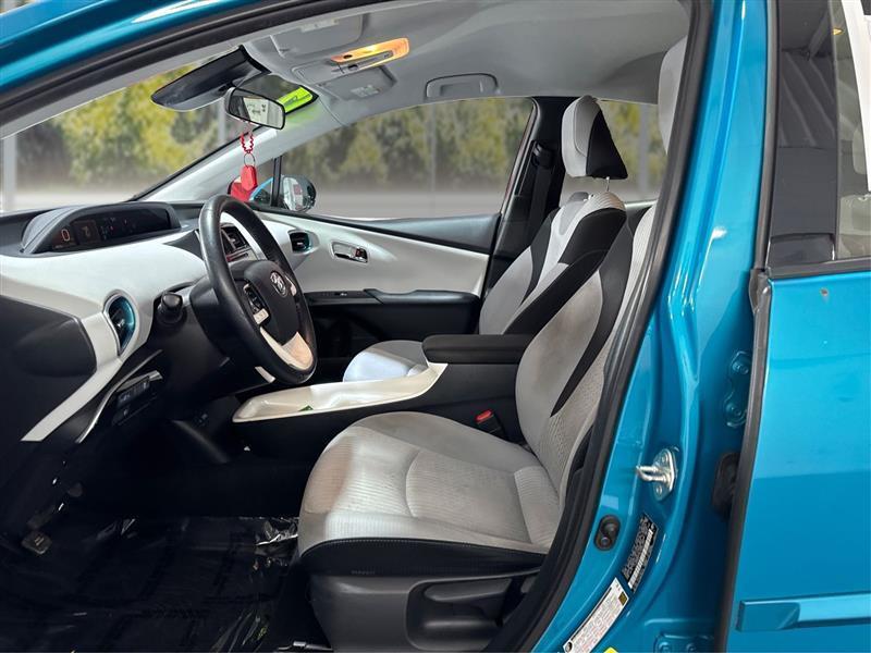 Toyota Prius Prime Plus 2017