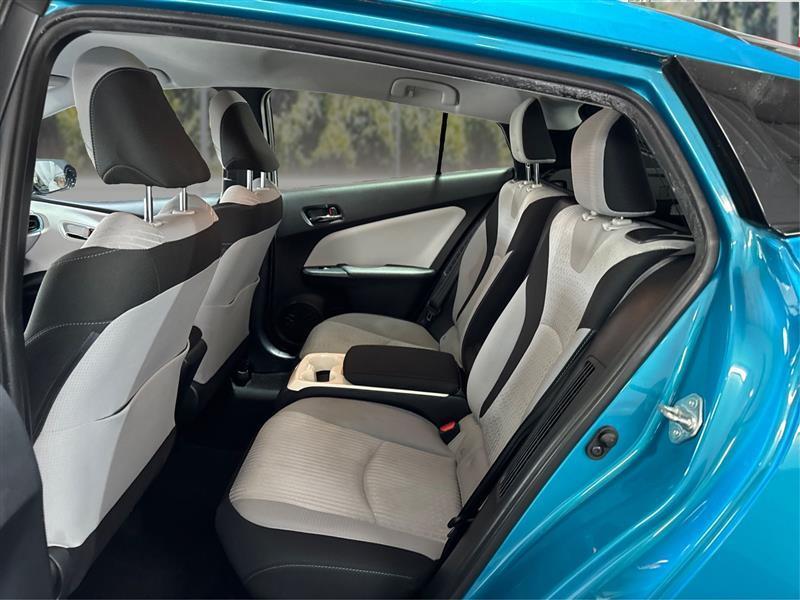 Toyota Prius Prime Plus 2017