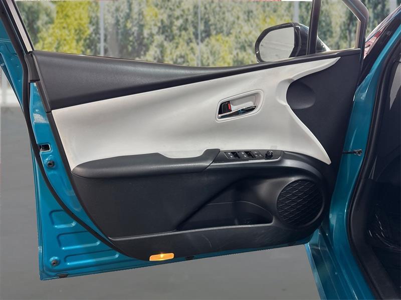 Toyota Prius Prime Plus 2017