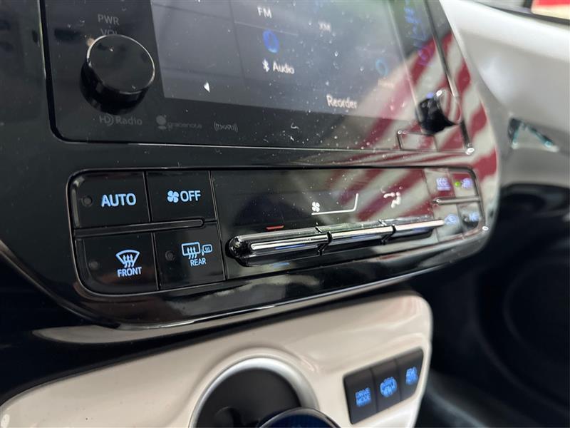 Toyota Prius Prime Plus 2017