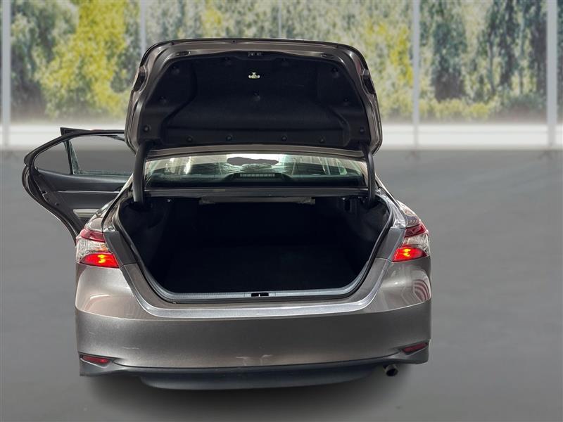 Toyota Camry LE 2023