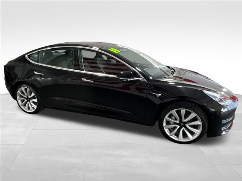 Tesla Model 3 Mid Range 2019