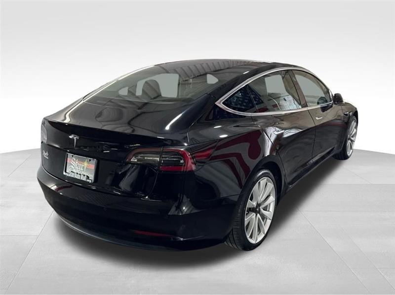 Tesla Model 3 Mid Range 2019