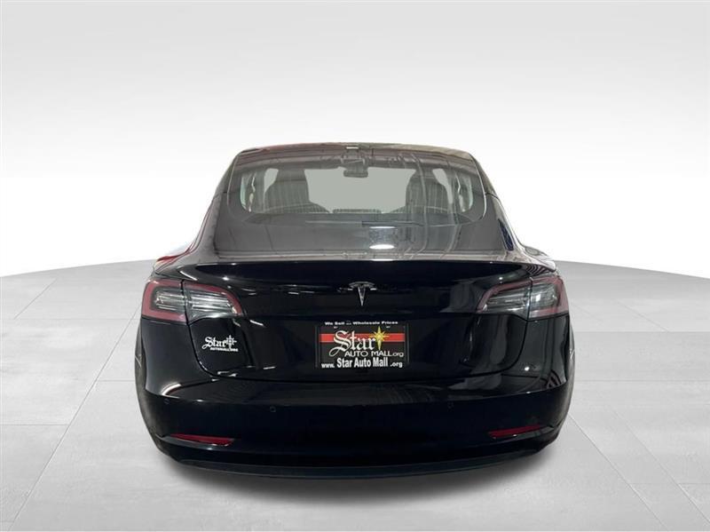 Tesla Model 3 Mid Range 2019