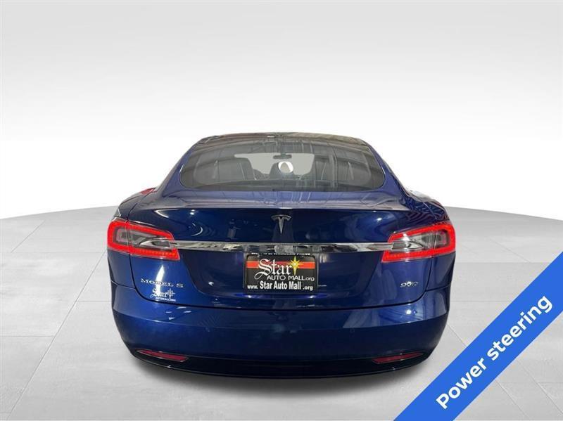 Tesla Model S 90D 2016